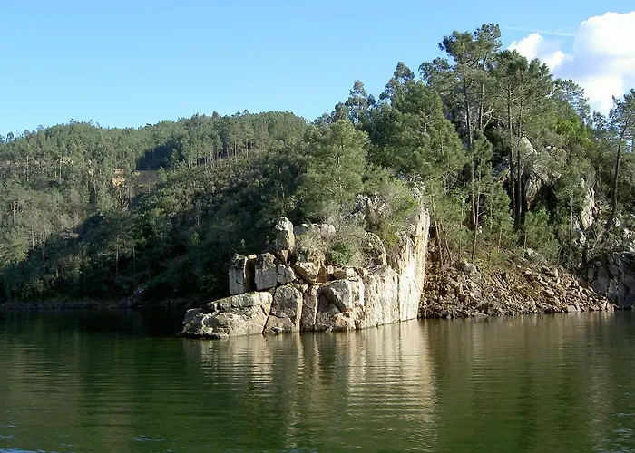 Nyaraló A Velha Casa Vila de Rei